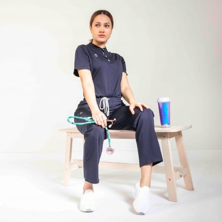 بلوزة Lion Scrubs