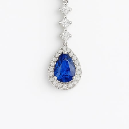 سلسال LAV Royal Tear فضة عيار 925 بتصميم V وحجر أزرق ملكي دمعة