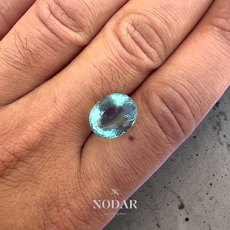 حجر فلورايت برازيلي، 9.5 قيراط