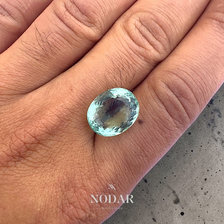 حجر فلورايت برازيلي، 13.15 قيراط