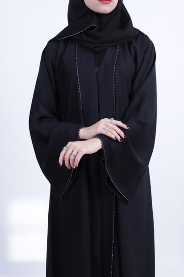 عبايه نص كلوش بتطريز لؤلؤي