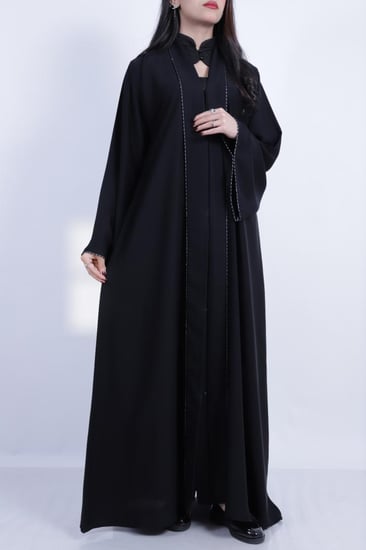 عبايه نص كلوش بتطريز لؤلؤي