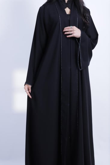 عبايه نص كلوش بتطريز لؤلؤي