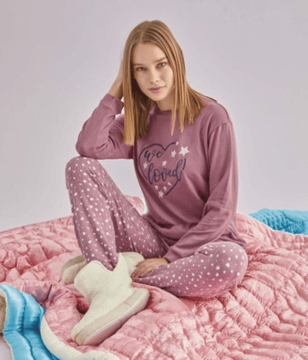 بيجامة نسائية من Aydoğan منقوشة على شكل قلب حراري