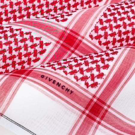 شماغ جيفنشي الاصدار الخاص آخر اصدار حديث