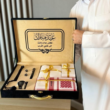 هدية رجالي فاخر من جيفنشي – هدية رجالية متكاملة ببوكس مخمل راقي
