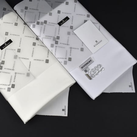 قماش جيفنشي يتوفر بلونين الابيض والسكري