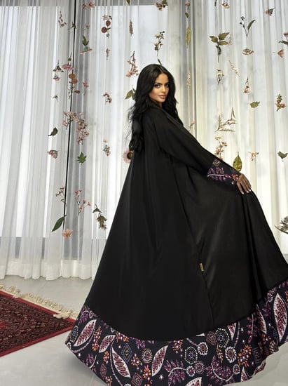 عباية قمرالزمان