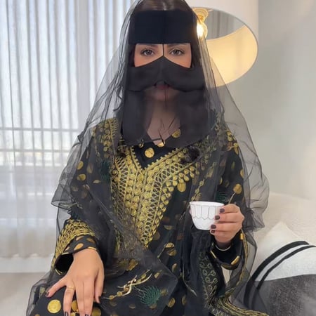 طرحة تل أسود سيفين ونخلة ذهبي وزيتي اخضر .