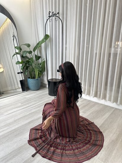 فستان الجذابة