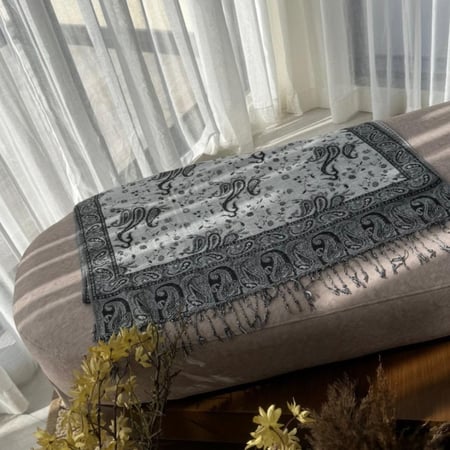 Ksh4 شال كشميري يلبس عالجهتين