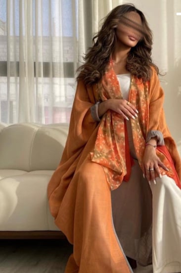 الطرحة المتوفره اورنج ساده