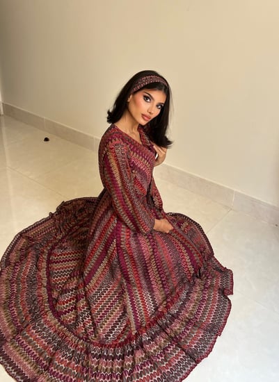 فستان الجذابة