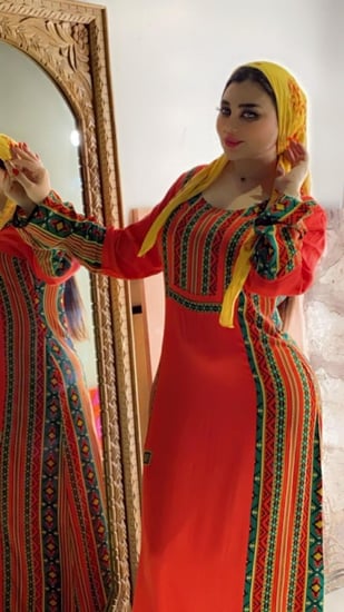 طرحة عَسيرية صفراء – لمسة تراثية تلفت النظر وتكمّل إطلالتك السعودية الأصيلة