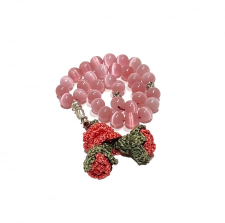 سبحة حجر كريم زهري بشرشوبة ورود كروشية يدوي