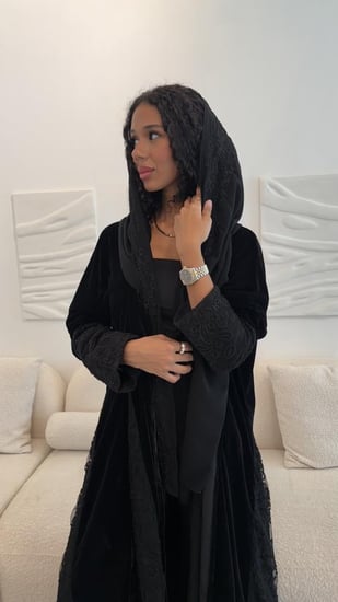 عباية شتوي بالدانتيل