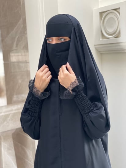 عبايات راس قماش مريح وصيفي