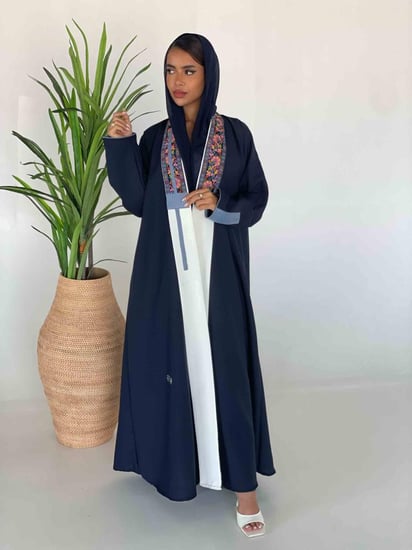 عباياة كحلي - عبايه بالتقسيط - عباية عزة المتميزة