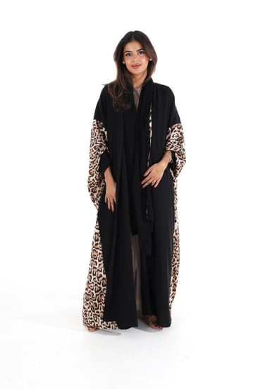 عباية تايقر