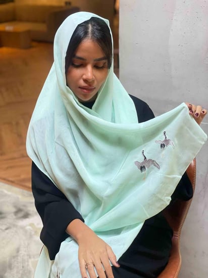 طرحة بوال ياباني مصنوعة من قماش البوال الشهير الذي يتميز ببرودته و عدم