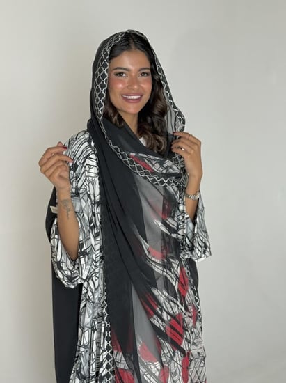 عبايات حرير راقية