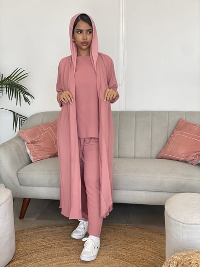 عبايات باربي عبايه فوشي