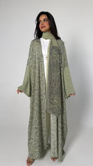 عباية حرير ديباج ماتشا