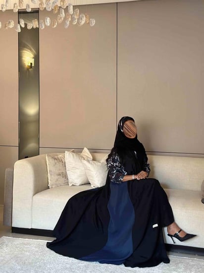 عباية همسة أسود