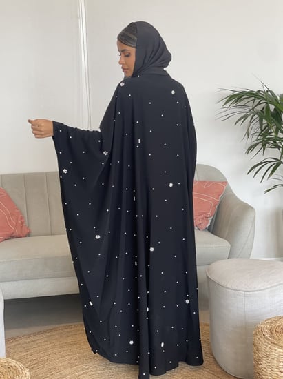 عباية بشت اللؤلؤ