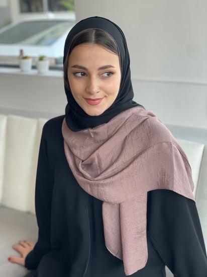 طرح لونين طرح لون وردي- متجر عزة المتميزة