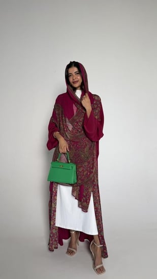 عباية حرير ترف فوشي