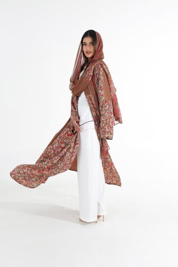 عباية الحرير البني ٤