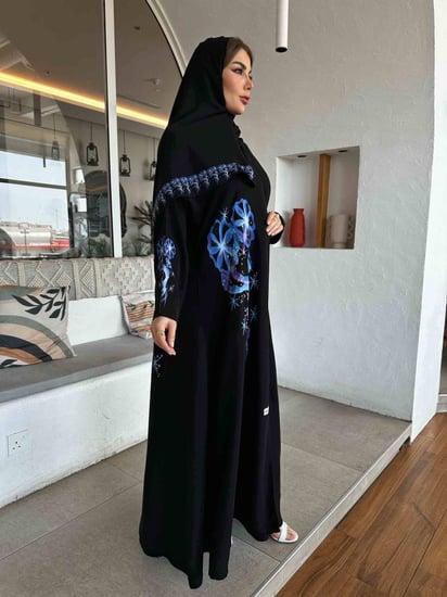 عباية النجم الازرق