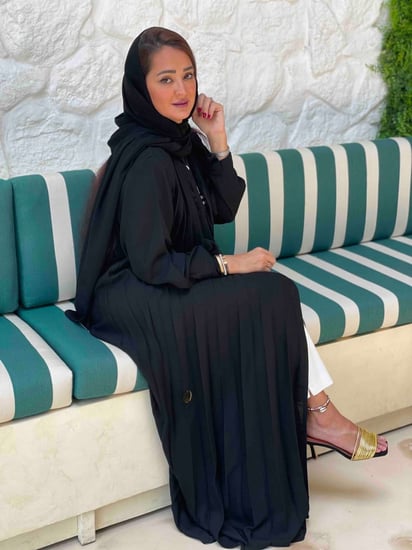 عبايات فخمه موديل كسرات السعوديه - عبايات عزة المتميزة