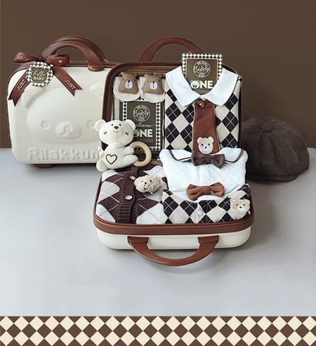 شنطة ملابس المواليد الباندا الصغير