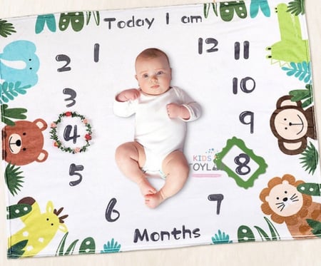 مفرش العمر بتصميم خاص ( مدة تنفيذه شهر)