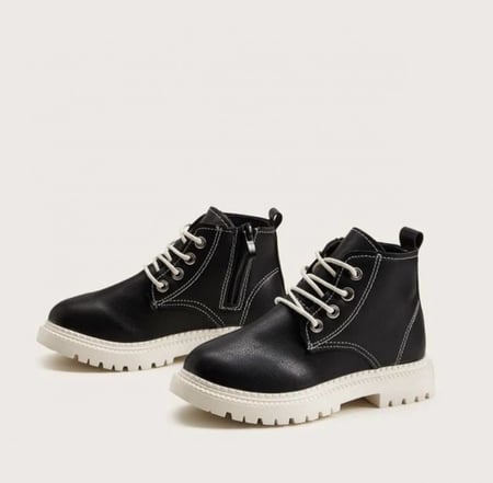 جزمة اطفال اسود