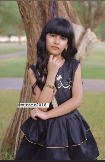 فستان بناتي بالاسم