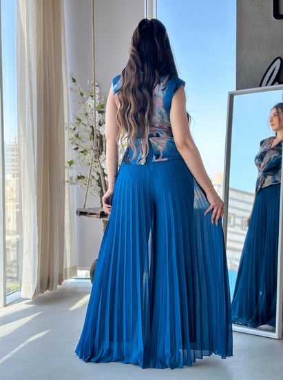 أفرول طويل استرتش سماوي مكسر من الاسفل