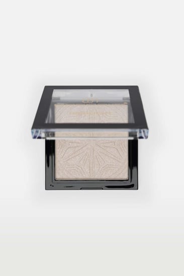 هايلايتر مضغوط لإضاءة الوجه من أوبراماك نيويورك