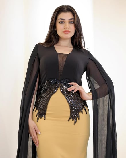 فستان سهرة طويل بكاب شيفون وتطريز بالخصر