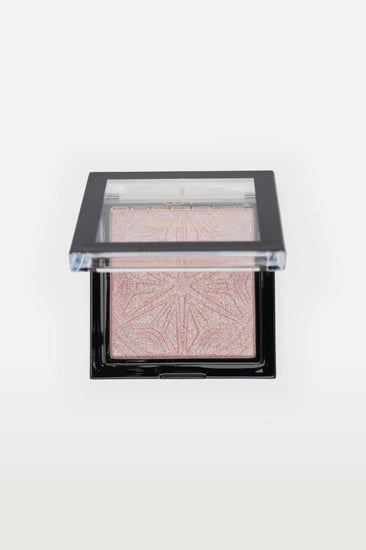 هايلايتر مضغوط لإضاءة الوجه من أوبراماك نيويورك