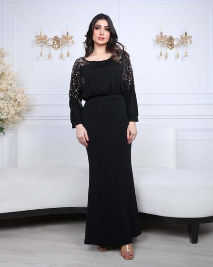 فستان سهرة قماش لمعه ستريتش مزين بترتر بالاكتاف