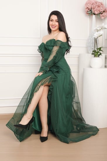 فستان ناعم سهره قماش تل منقط لون اخضر غامق