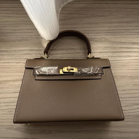 khaki Bag kakhiميني كيلي ( رمادي)بالحجم الوسط بالجلد الطبيعي