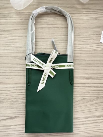 لاكوست توت باق