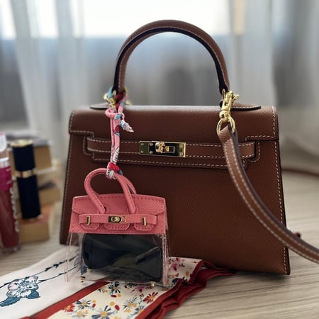 khaki Bag brown ميني كيلي ( جملي)بالحجم الوسط بالجلد الطبيعي