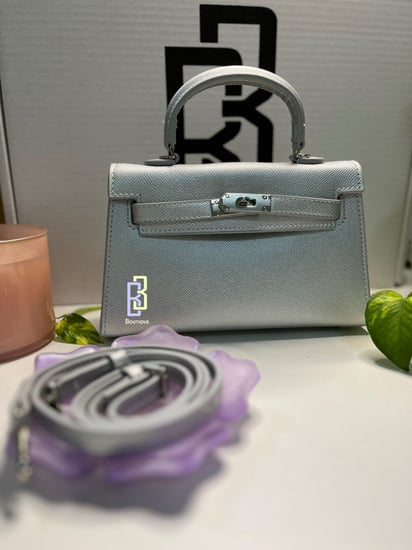 khaki Bag silver ميني كايلي ( فضي )بالحجم الوسط