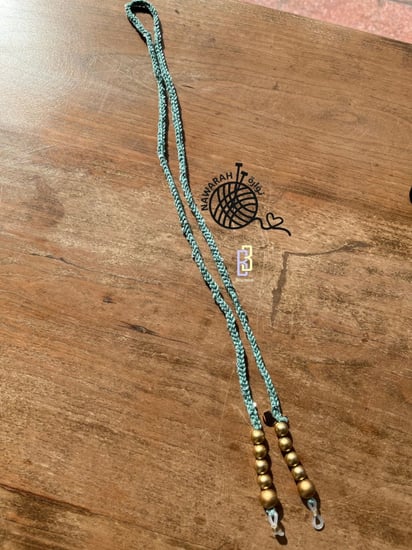 تعليقة نظارة 3