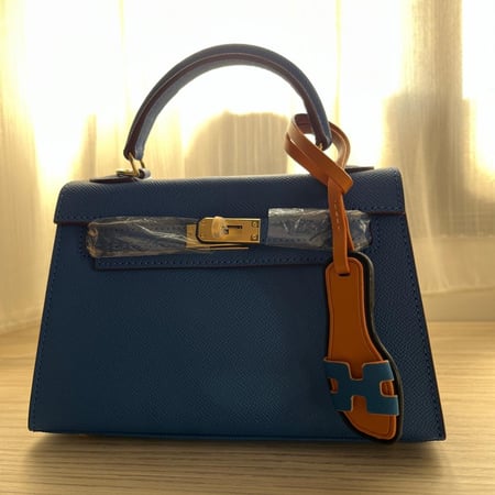 تعليقة شنطة سليبر ايرميز